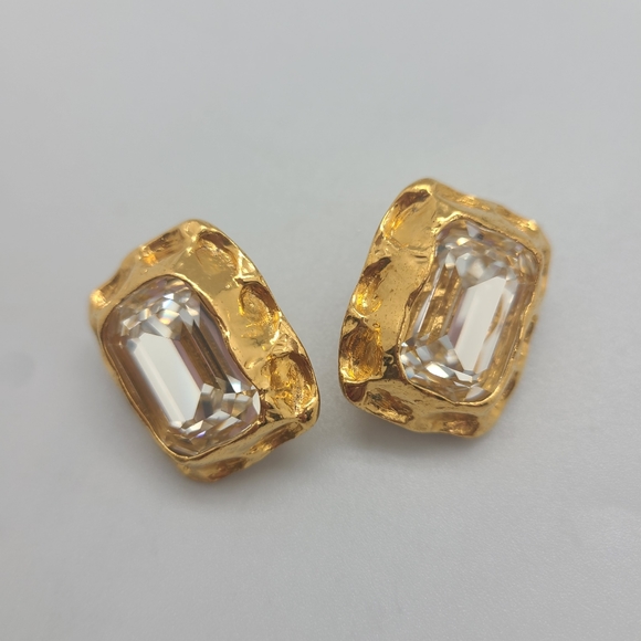 Rare Vitage Chanel Gold Plated Clear Strass Crystal Rectangle Clip On Earrings - Picture 9 of 13
